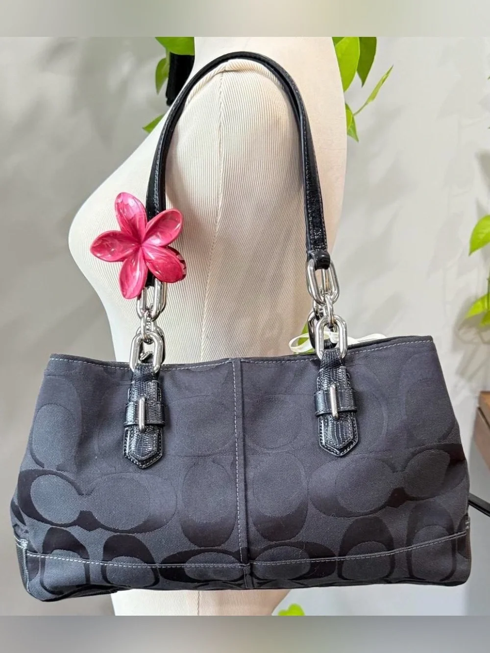 COACH -Black Signature Shoulder Bag - Picture 2 of 4